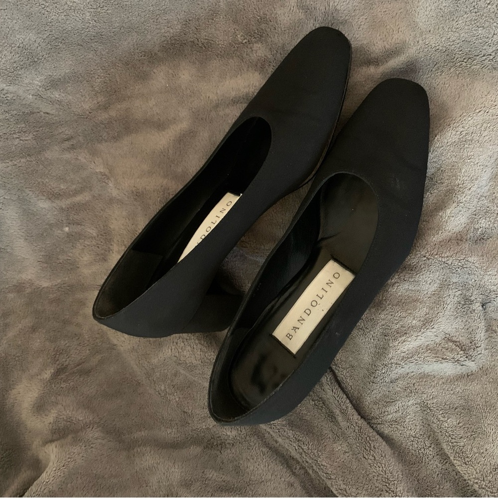 Women’s Bandolino size 8.5 black, block heel pump